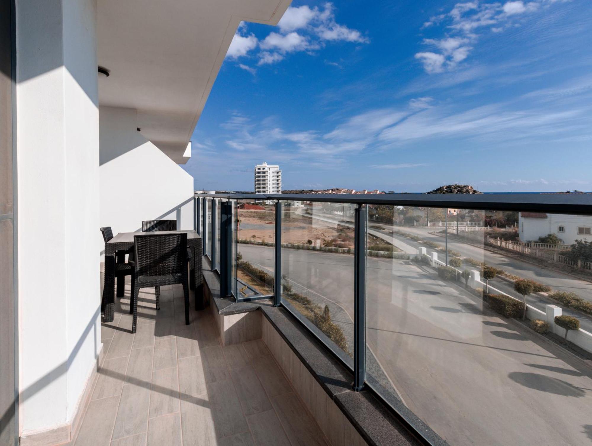 Terra Apartments In Caesar Blue Resort, Fixed Lunch Till 3Pm, Gym, Heated Pool, Sauna, Kids Club Rizokarpaso Luaran gambar